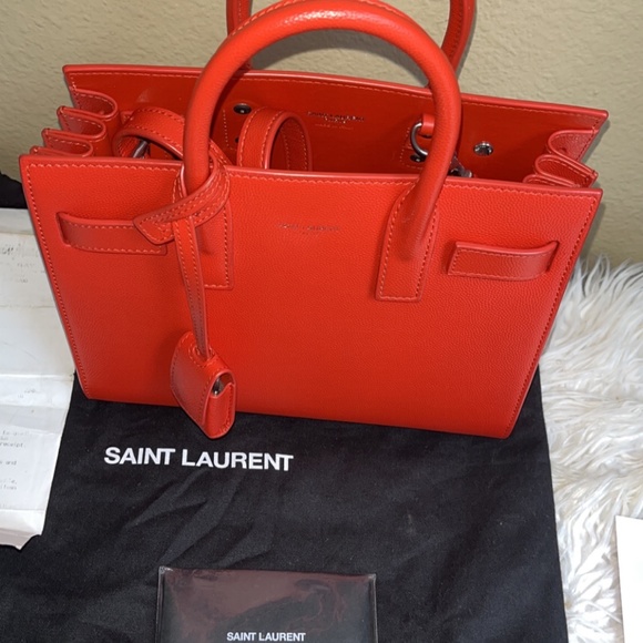 Saint Laurent Handbag - Picture 3 of 11